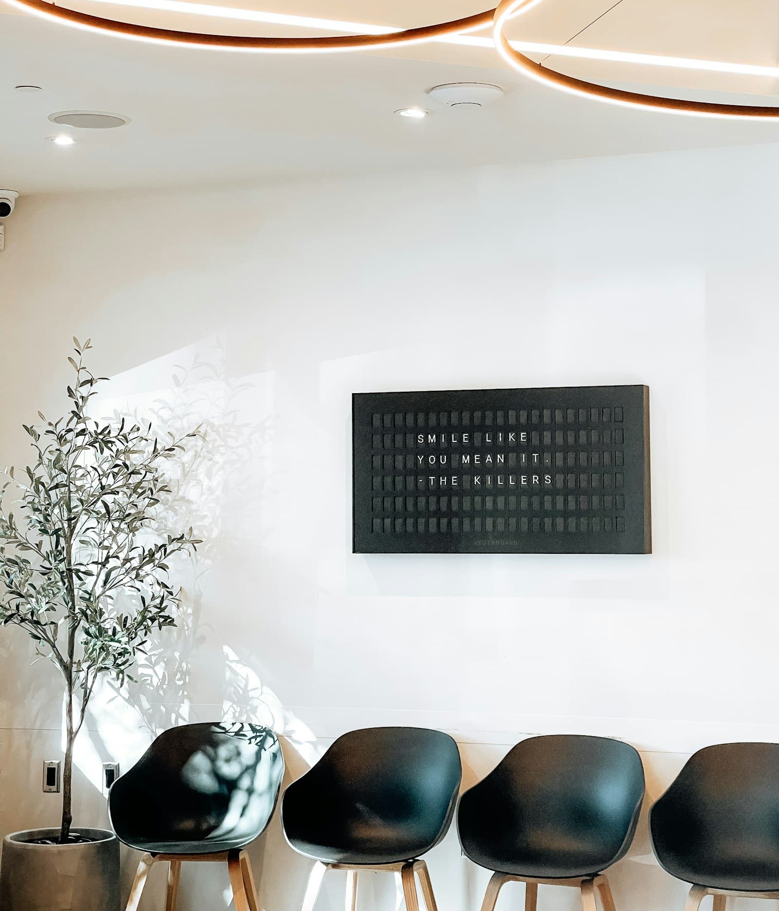 Comfortable, modern lab waiting area